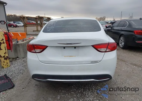 2015 Chrysler 200 Limited z USA, uszkodzony, nr VIN 1C3CCCAB6FN715306